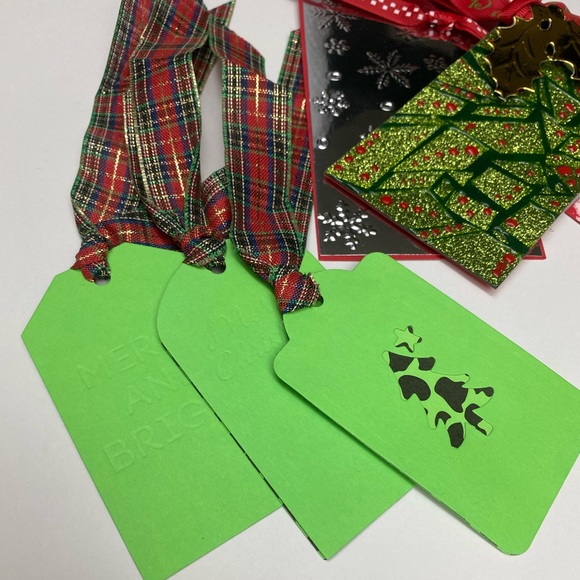 Lot of Handcrafted Christmas Tags for Gifts - Picture 6 of 16
